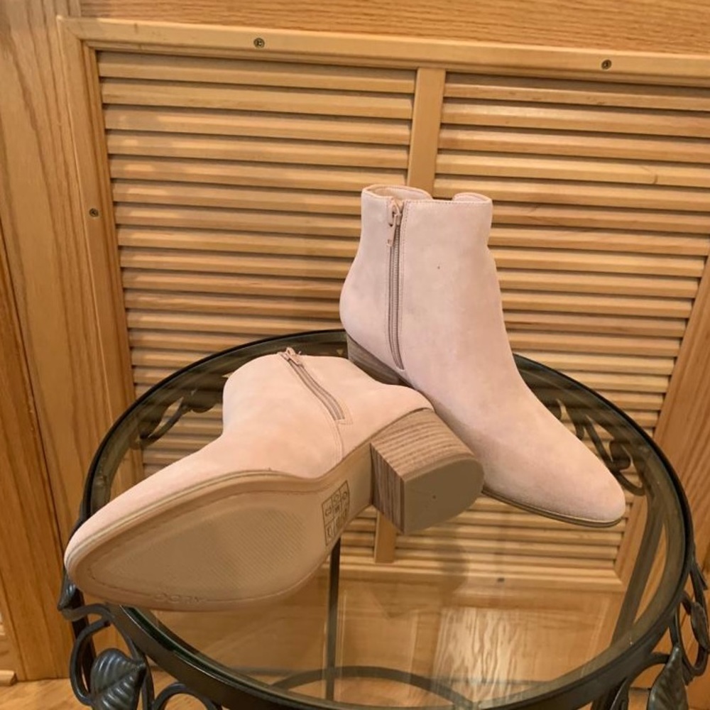 Aldo Cream Suede Booties 7.5M 👢🤍 - Picture 2 of 6